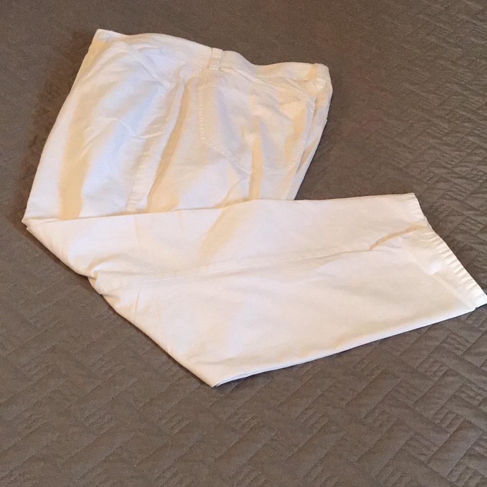Calvin Klein Capri - Picture 6 of 6